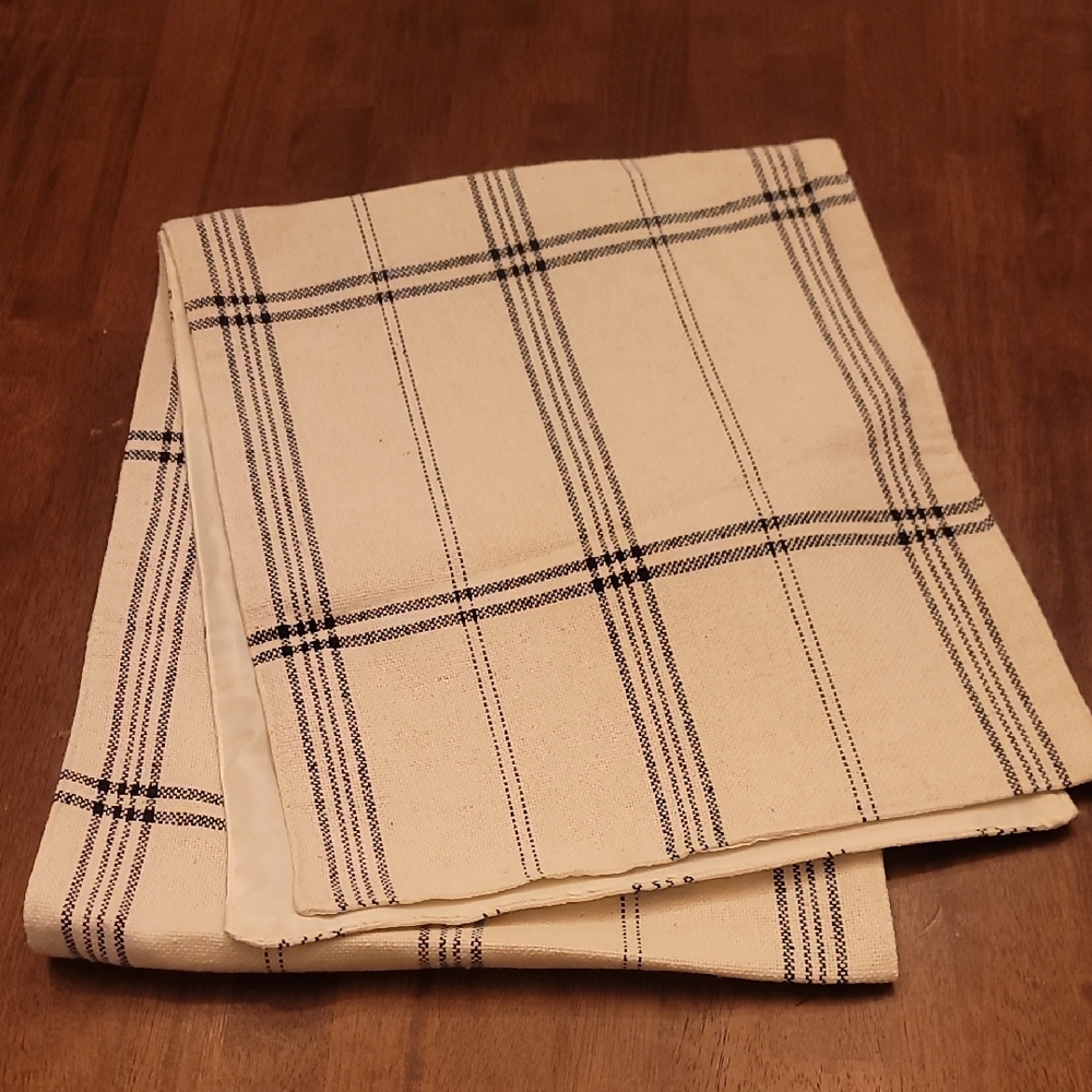 Farmhouse Table Runner